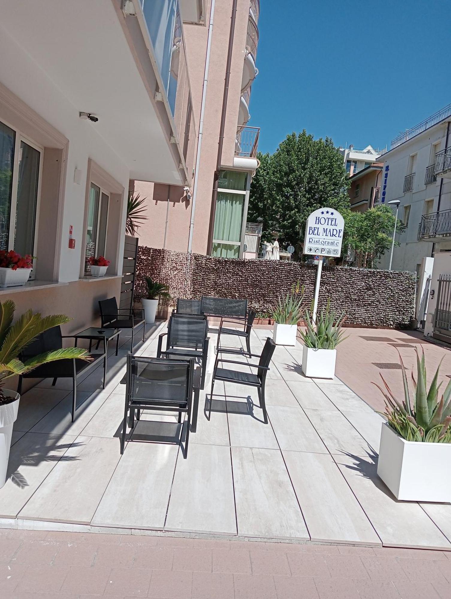 Hotel Bel Mare Римини Екстериор снимка